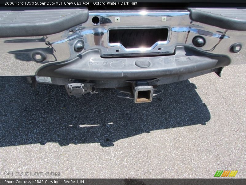Oxford White / Dark Flint 2006 Ford F350 Super Duty XLT Crew Cab 4x4
