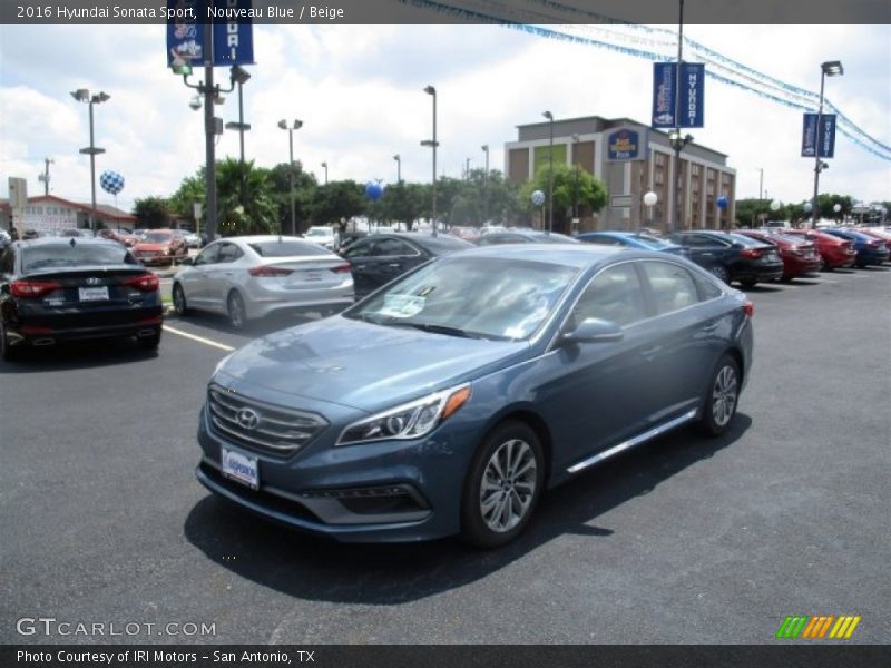 Nouveau Blue / Beige 2016 Hyundai Sonata Sport