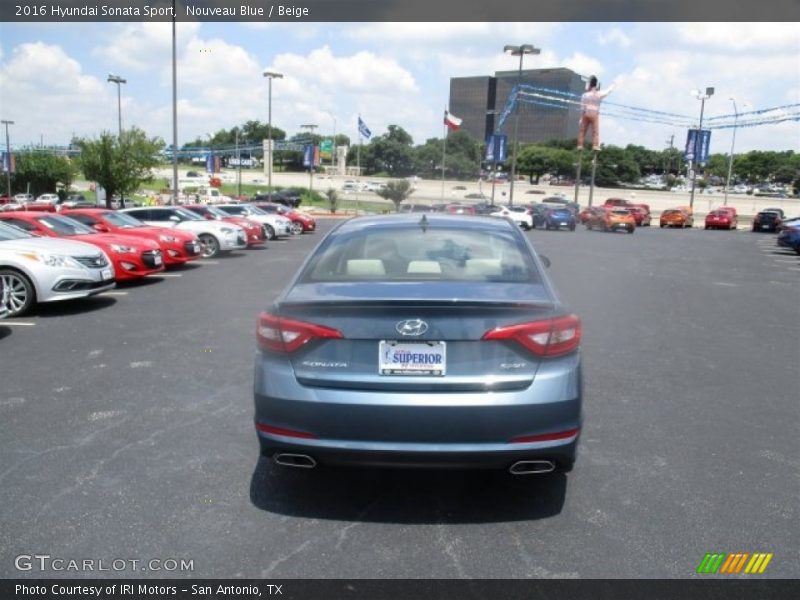 Nouveau Blue / Beige 2016 Hyundai Sonata Sport