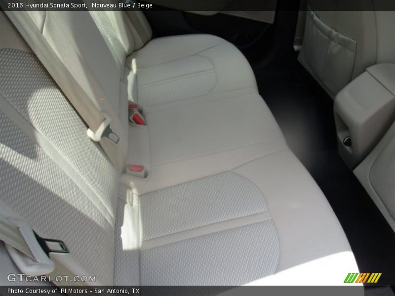 Nouveau Blue / Beige 2016 Hyundai Sonata Sport