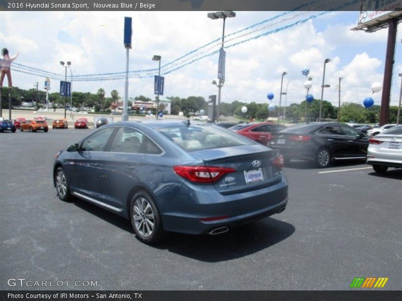 Nouveau Blue / Beige 2016 Hyundai Sonata Sport
