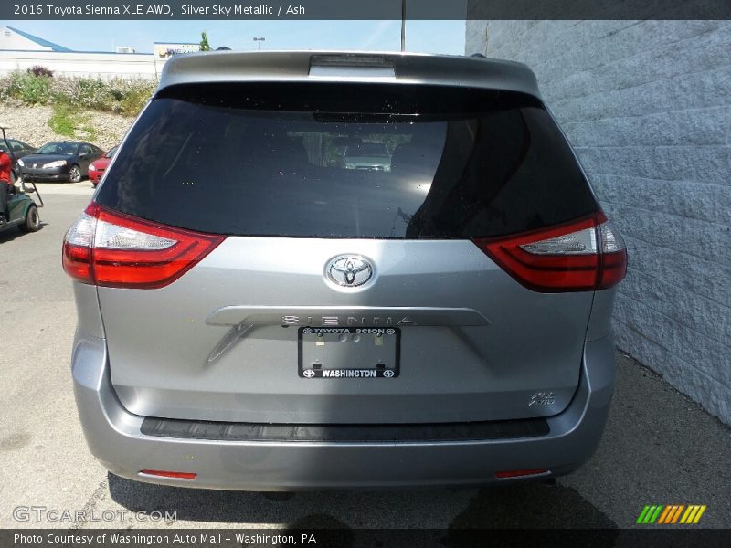 Silver Sky Metallic / Ash 2016 Toyota Sienna XLE AWD