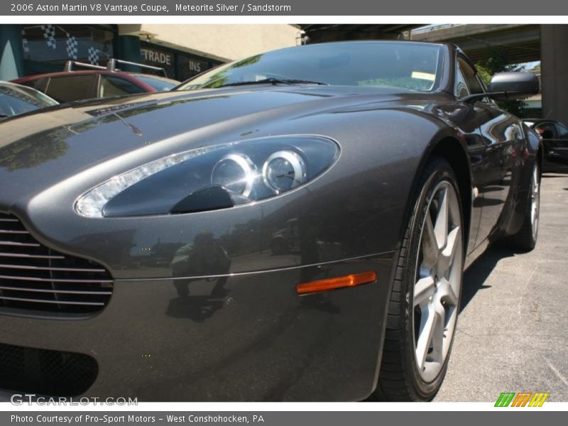 Meteorite Silver / Sandstorm 2006 Aston Martin V8 Vantage Coupe