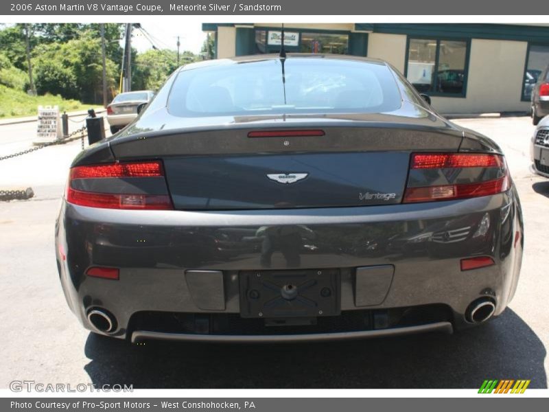 Meteorite Silver / Sandstorm 2006 Aston Martin V8 Vantage Coupe