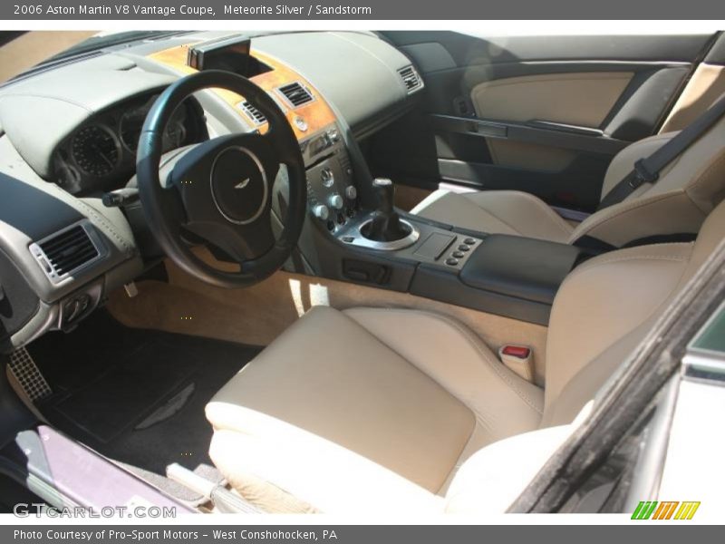 Meteorite Silver / Sandstorm 2006 Aston Martin V8 Vantage Coupe