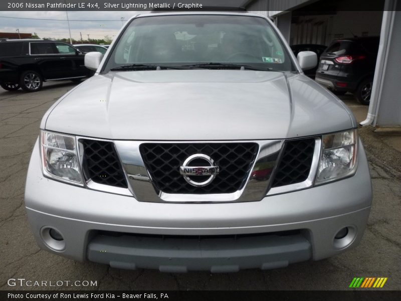 Silver Lightning Metallic / Graphite 2006 Nissan Pathfinder LE 4x4