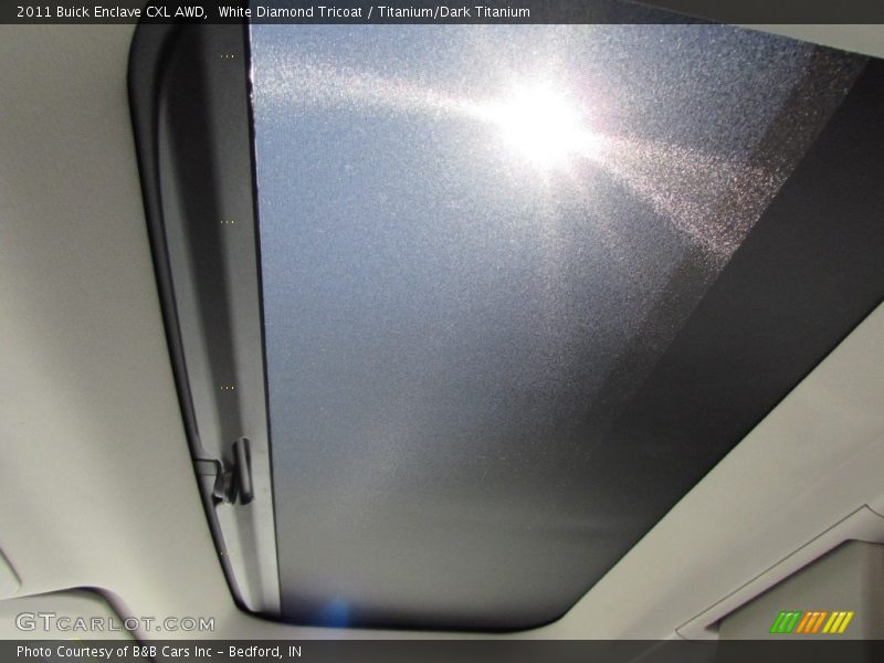 White Diamond Tricoat / Titanium/Dark Titanium 2011 Buick Enclave CXL AWD