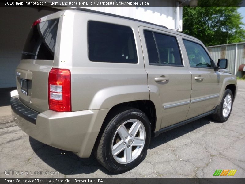 Light Sandstone Metallic / Dark Slate Gray/Pebble Beige 2010 Jeep Patriot Sport