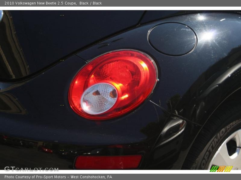 Black / Black 2010 Volkswagen New Beetle 2.5 Coupe