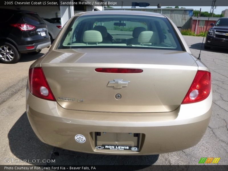 Sandstone Metallic / Neutral Beige 2005 Chevrolet Cobalt LS Sedan