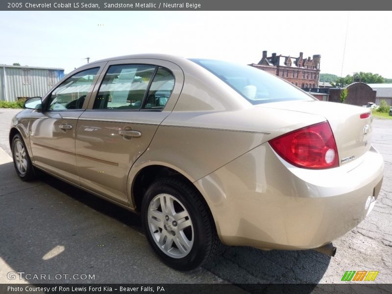 Sandstone Metallic / Neutral Beige 2005 Chevrolet Cobalt LS Sedan