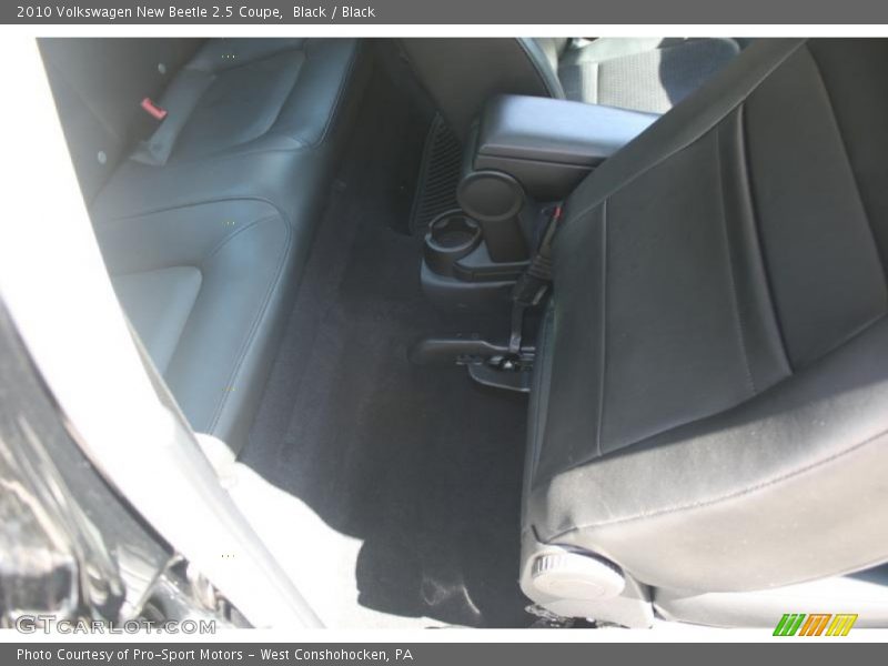 Black / Black 2010 Volkswagen New Beetle 2.5 Coupe