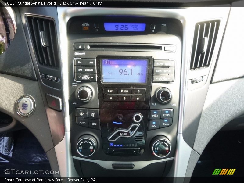 Black Onyx Pearl / Gray 2011 Hyundai Sonata Hybrid