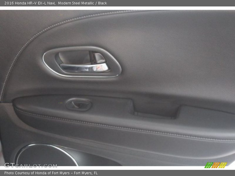Modern Steel Metallic / Black 2016 Honda HR-V EX-L Navi