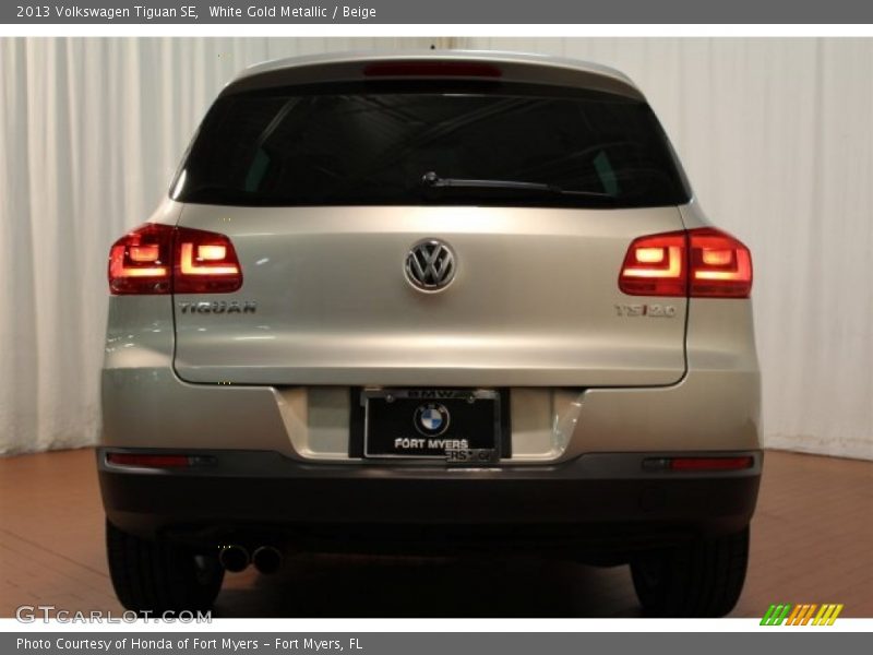 White Gold Metallic / Beige 2013 Volkswagen Tiguan SE