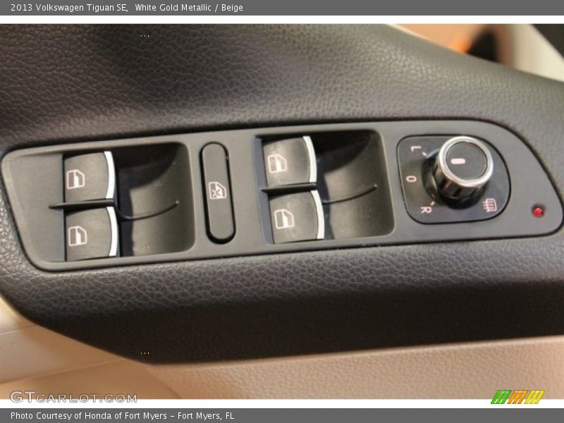 White Gold Metallic / Beige 2013 Volkswagen Tiguan SE