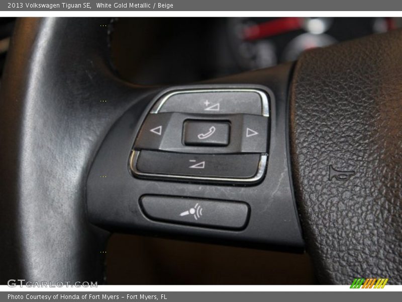 White Gold Metallic / Beige 2013 Volkswagen Tiguan SE