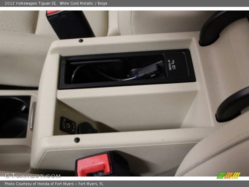White Gold Metallic / Beige 2013 Volkswagen Tiguan SE