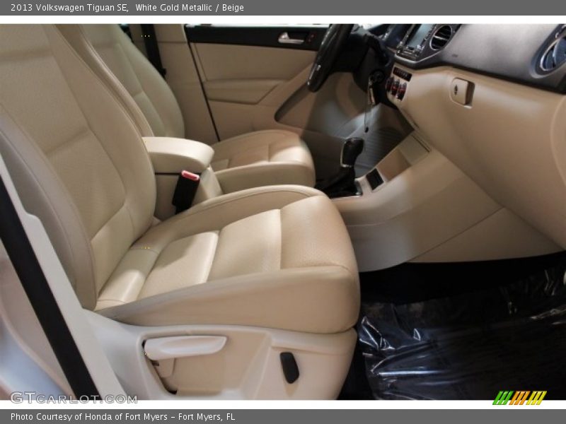 White Gold Metallic / Beige 2013 Volkswagen Tiguan SE