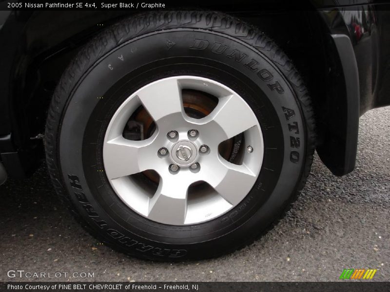 Super Black / Graphite 2005 Nissan Pathfinder SE 4x4