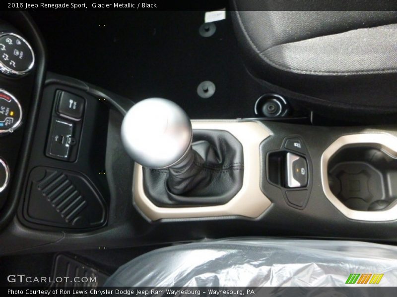 Glacier Metallic / Black 2016 Jeep Renegade Sport