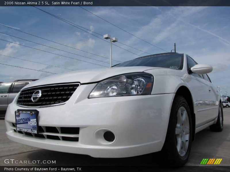 Satin White Pearl / Blond 2006 Nissan Altima 2.5 SL