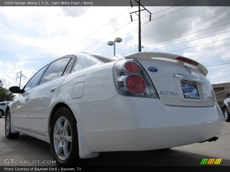 Satin White Pearl / Blond 2006 Nissan Altima 2.5 SL