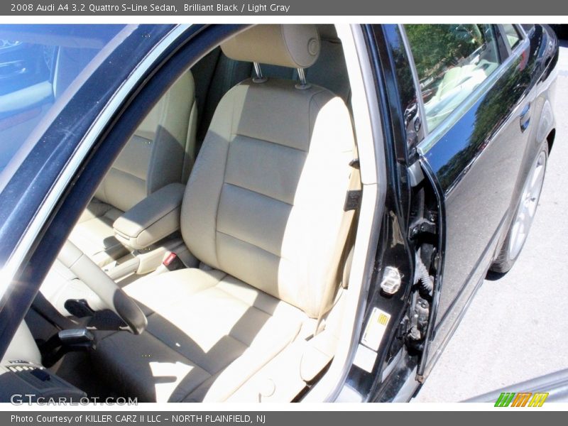 Brilliant Black / Light Gray 2008 Audi A4 3.2 Quattro S-Line Sedan