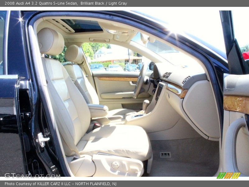 Brilliant Black / Light Gray 2008 Audi A4 3.2 Quattro S-Line Sedan