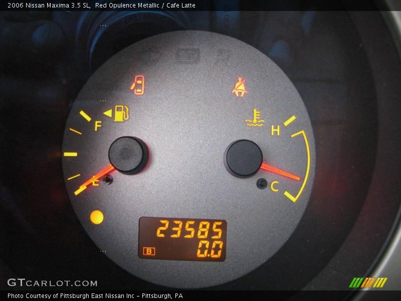 Red Opulence Metallic / Cafe Latte 2006 Nissan Maxima 3.5 SL