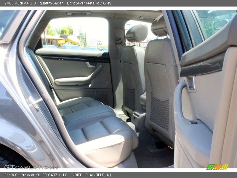 Light Silver Metallic / Grey 2005 Audi A4 1.8T quattro Sedan