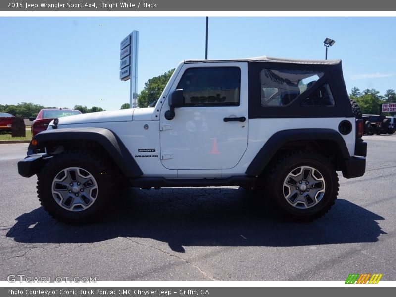 Bright White / Black 2015 Jeep Wrangler Sport 4x4