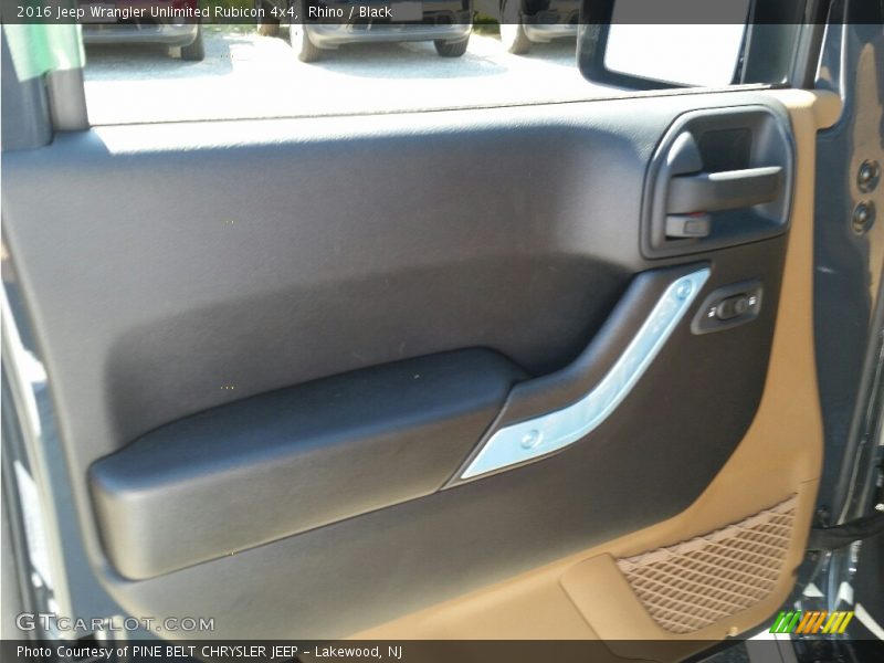Rhino / Black 2016 Jeep Wrangler Unlimited Rubicon 4x4