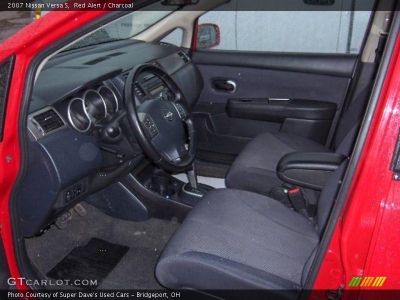 Red Alert / Charcoal 2007 Nissan Versa S