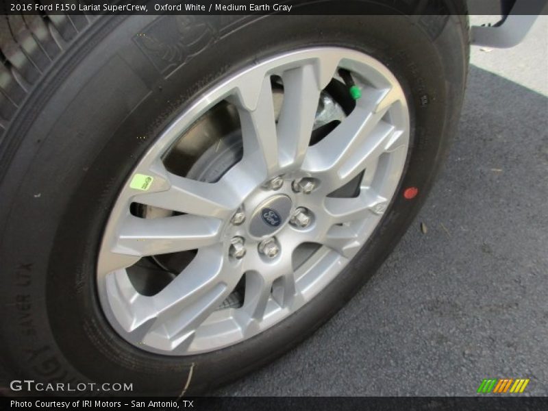 Oxford White / Medium Earth Gray 2016 Ford F150 Lariat SuperCrew