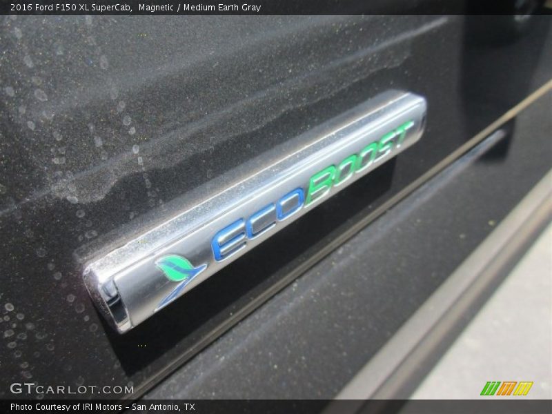 Magnetic / Medium Earth Gray 2016 Ford F150 XL SuperCab