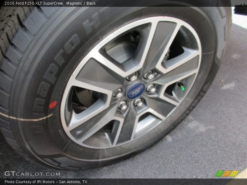 Magnetic / Black 2016 Ford F150 XLT SuperCrew