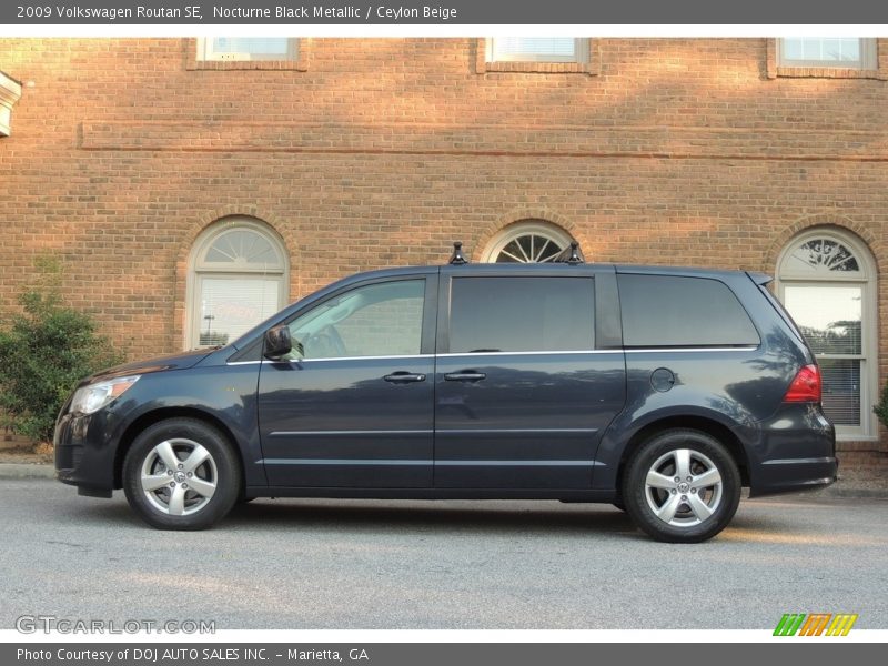Nocturne Black Metallic / Ceylon Beige 2009 Volkswagen Routan SE