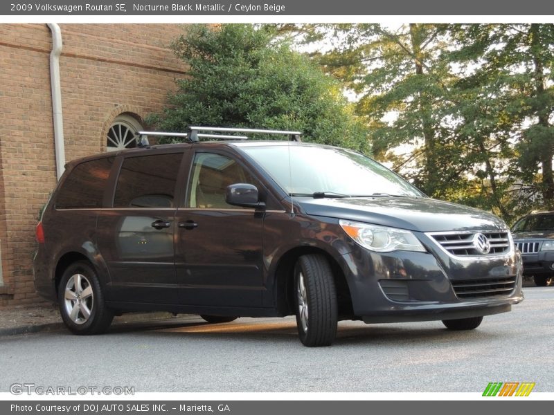 Nocturne Black Metallic / Ceylon Beige 2009 Volkswagen Routan SE