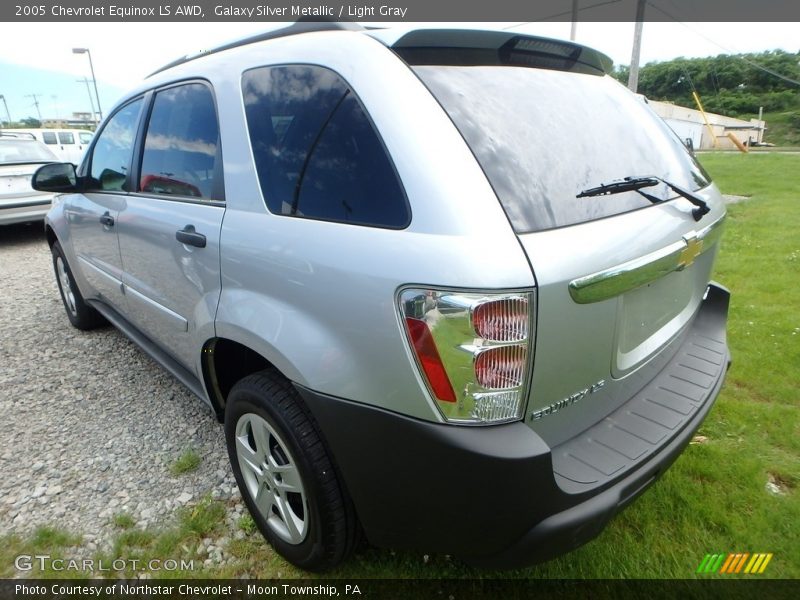 Galaxy Silver Metallic / Light Gray 2005 Chevrolet Equinox LS AWD