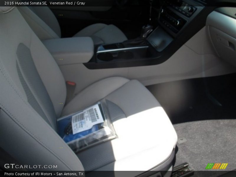 Venetian Red / Gray 2016 Hyundai Sonata SE