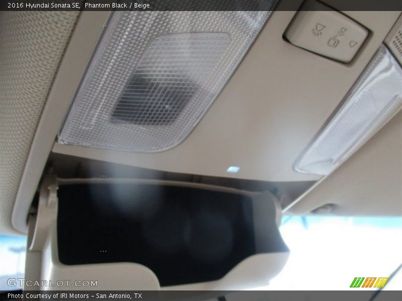 Phantom Black / Beige 2016 Hyundai Sonata SE