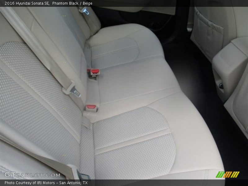 Phantom Black / Beige 2016 Hyundai Sonata SE