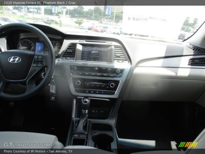 Phantom Black / Gray 2016 Hyundai Sonata SE