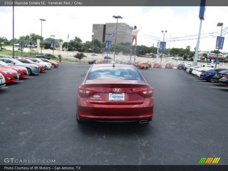 Venetian Red / Gray 2016 Hyundai Sonata SE