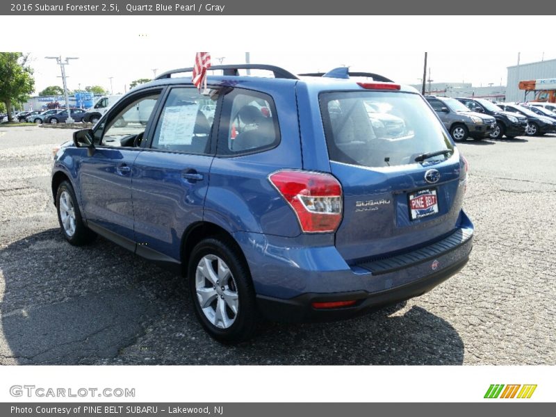 Quartz Blue Pearl / Gray 2016 Subaru Forester 2.5i