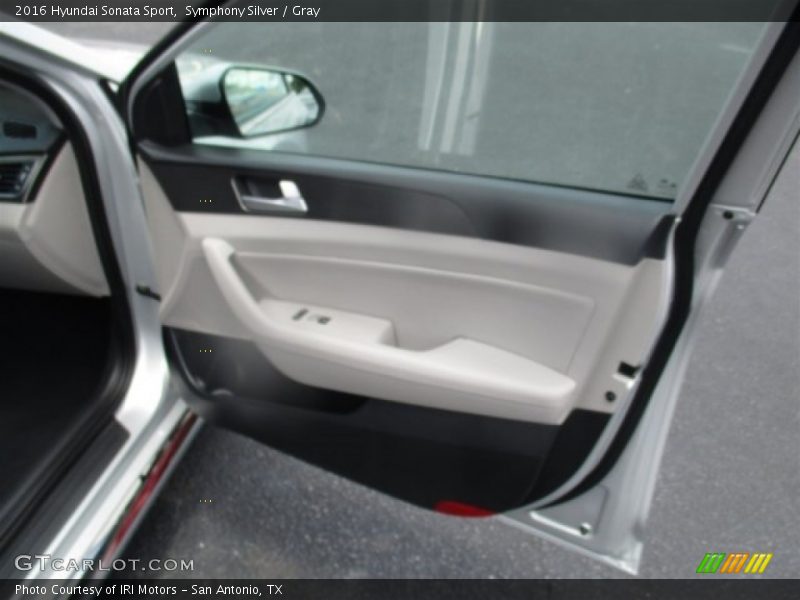 Symphony Silver / Gray 2016 Hyundai Sonata Sport