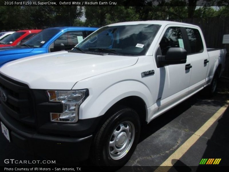 Oxford White / Medium Earth Gray 2016 Ford F150 XL SuperCrew