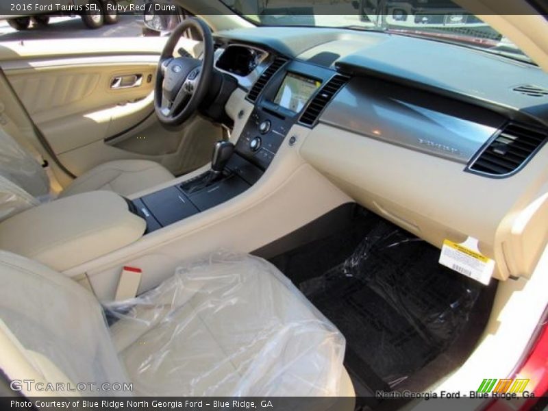 Ruby Red / Dune 2016 Ford Taurus SEL