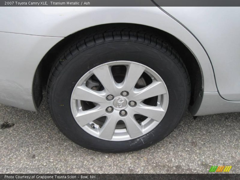 Titanium Metallic / Ash 2007 Toyota Camry XLE